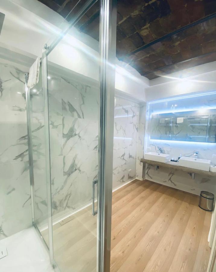 Miluar Luxury B&B - Vanvitelli ナポリ エクステリア 写真