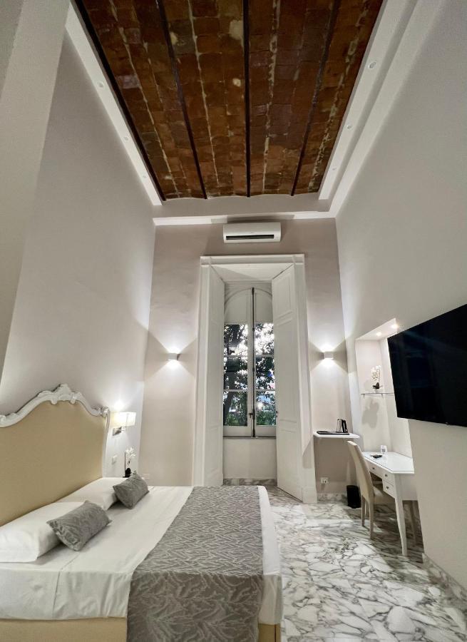 Miluar Luxury B&B - Vanvitelli ナポリ エクステリア 写真