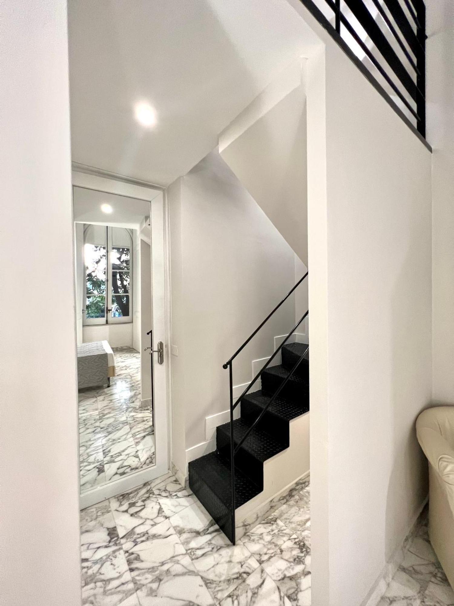 Miluar Luxury B&B - Vanvitelli ナポリ エクステリア 写真
