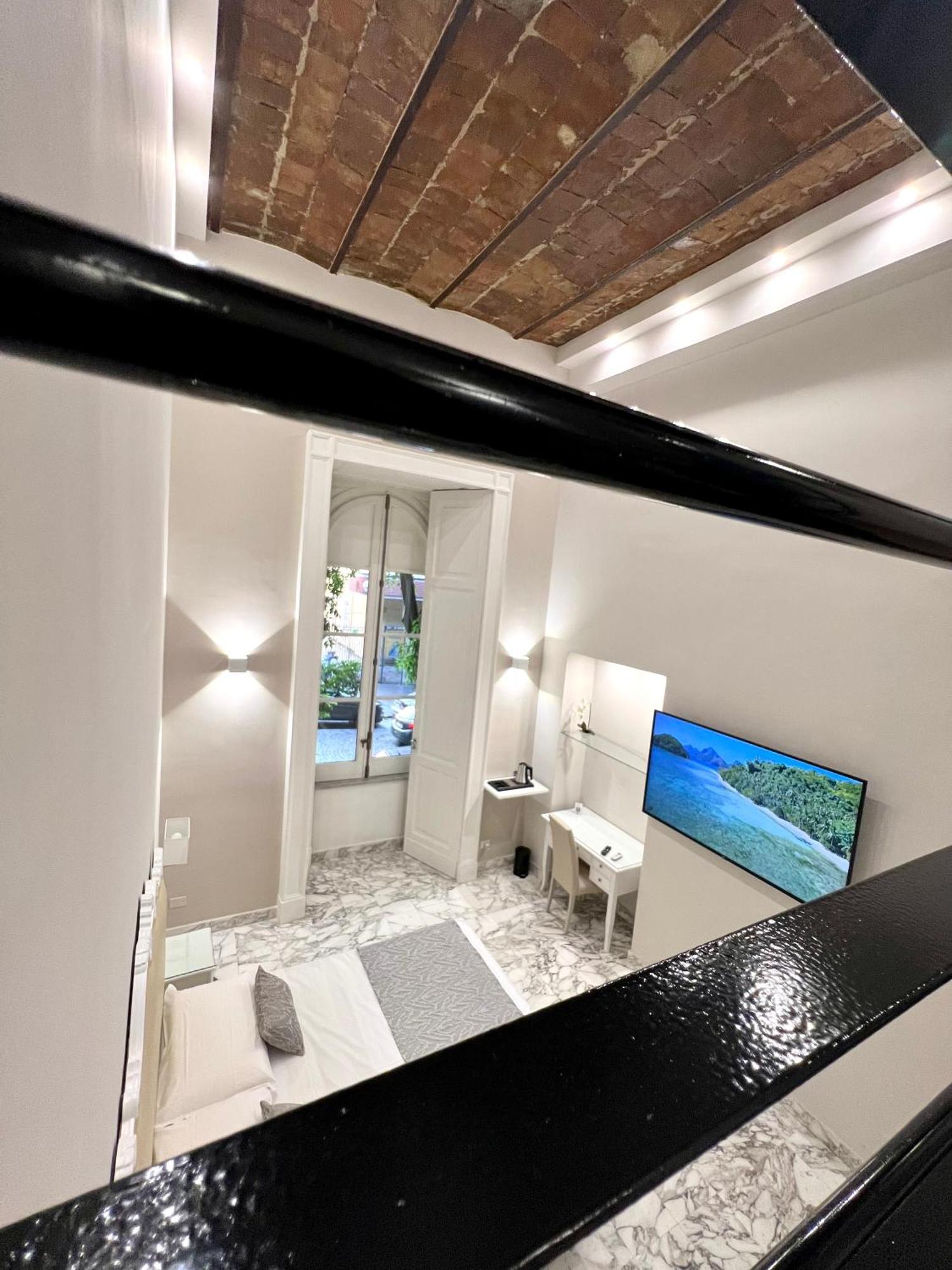 Miluar Luxury B&B - Vanvitelli ナポリ エクステリア 写真
